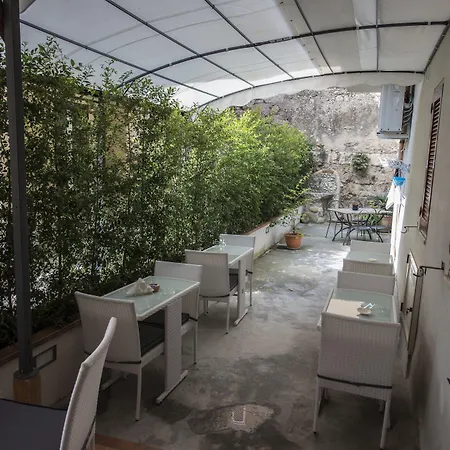 Bed & Breakfast Donna Rosa 4*