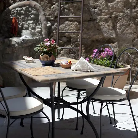Donna Rosa Bed & Breakfast Tropea