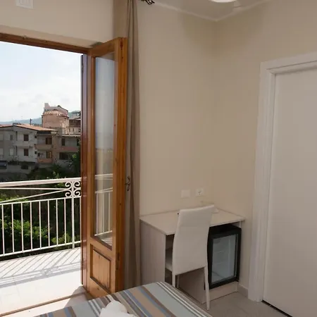 Donna Rosa Bed & Breakfast