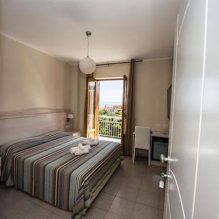 Donna Rosa Bed & Breakfast