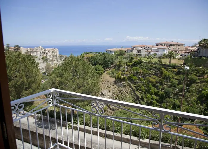 Donna Rosa Nocleg ze śniadaniem Tropea